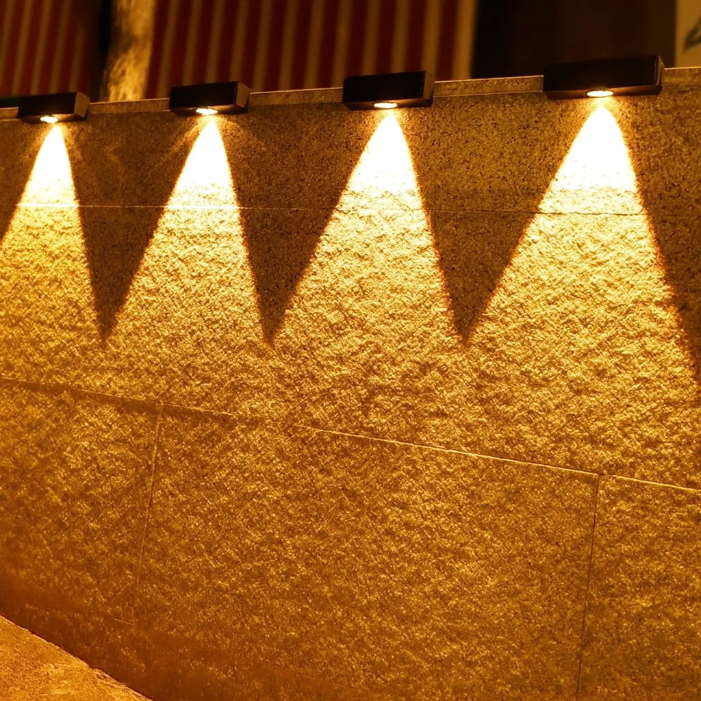 Applique Murale Solaire LED – Étanche IP65, Super Lumineuse et Décorative (Polaris) LUMICONCEPT