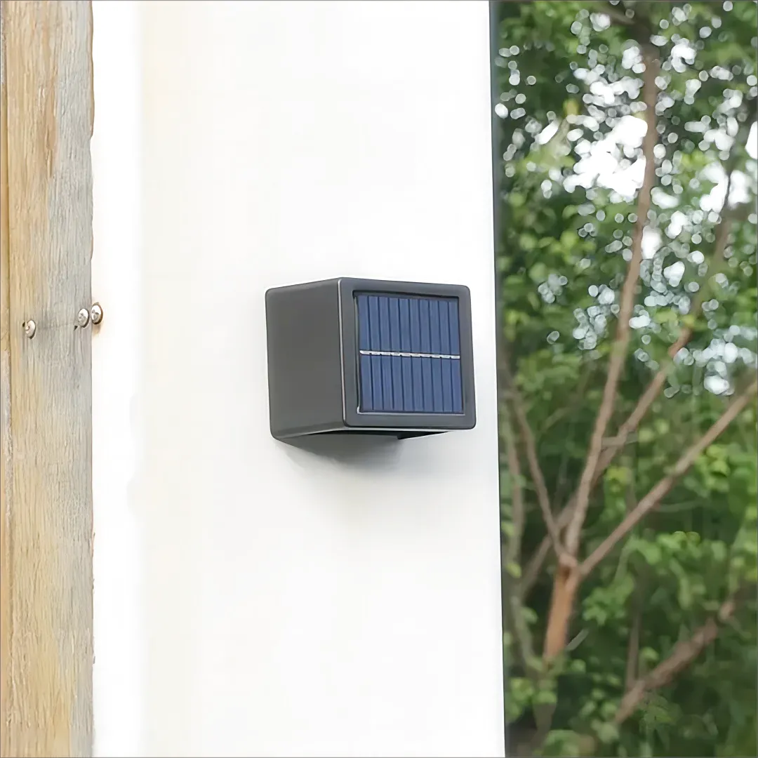 Applique Solaire LED – Étanche IP65 pour Jardin et Allée (Altair) LUMICONCEPT