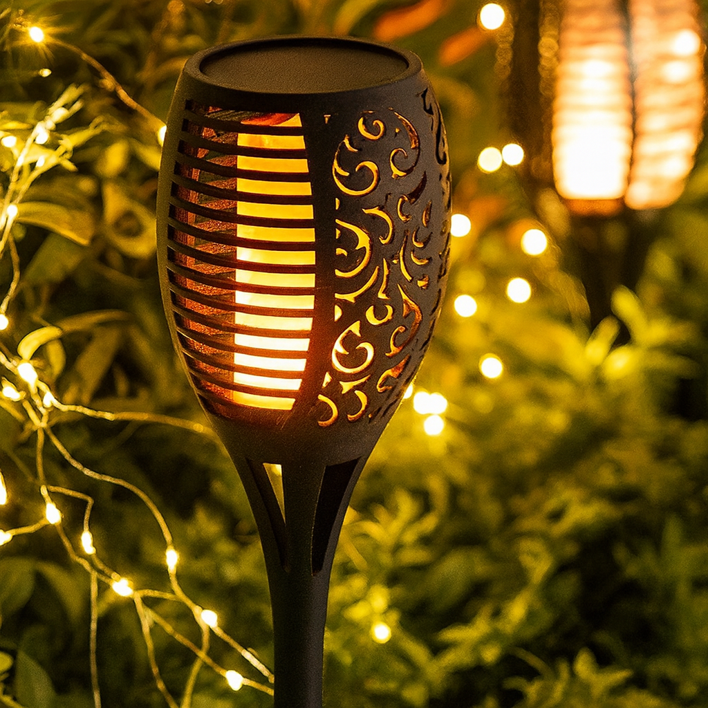 Lampe Solaire Torche LED Flamme Vacillante – Étanche IP65 (Auriga) LUMICONCEPT