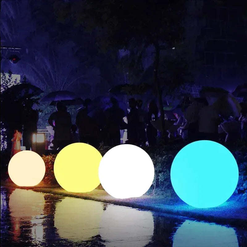 Lampe Boule LED Solaire avec Télécommande – Étanche IP55, 16 Couleurs & 4 Modes, Déco Jardin, Piscine & Mariage (Andromeda) LUMICONCEPT