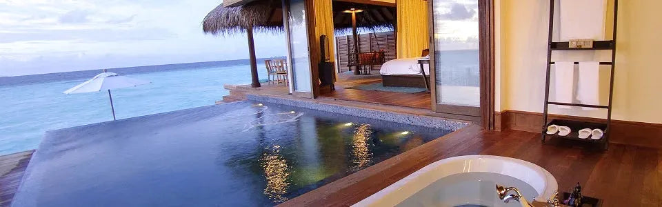 Lampe de piscine LED RGB 12W étanche IP68 avec Bluetooth et télécommande - LUMICONCEPT