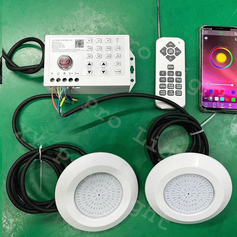 Lampe de piscine LED RGB 12W étanche IP68 avec Bluetooth et télécommande - LUMICONCEPT